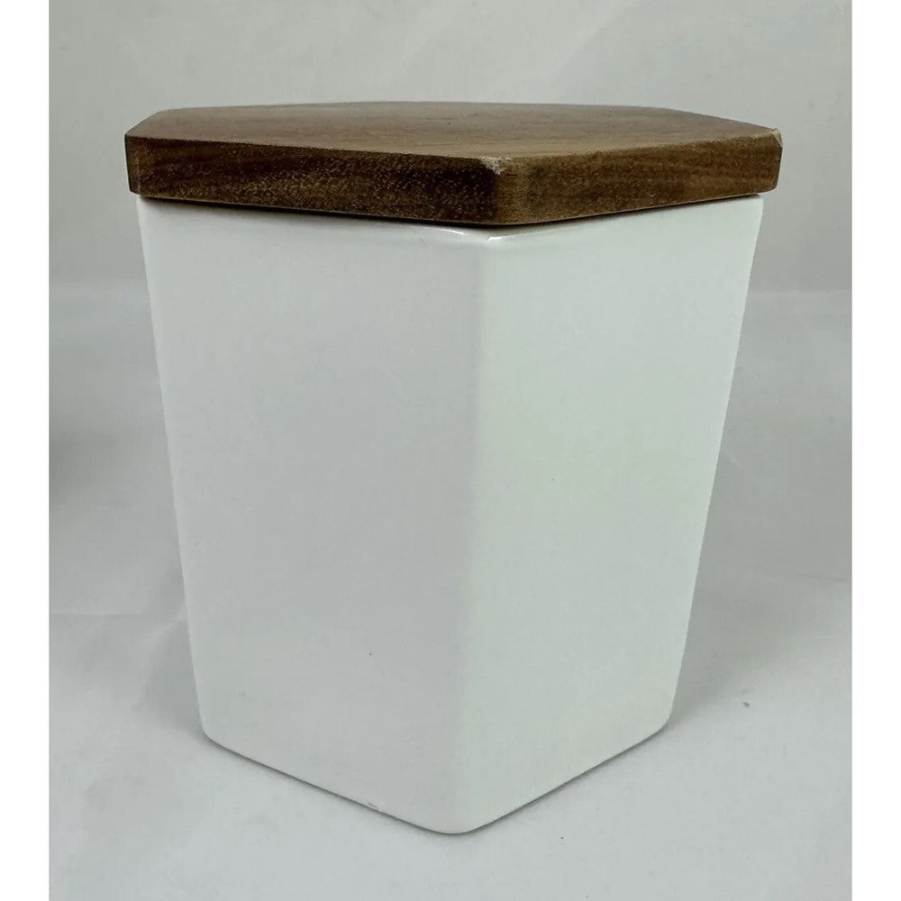 TEAVANA White Hexagon Porcelain Tea Kitchen Storage Canister 4 oz Wooden Lid